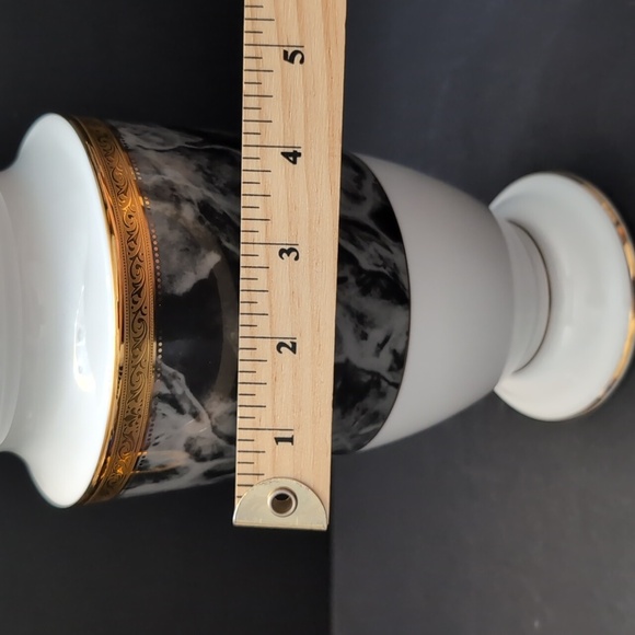 Vintage Majestic Contemporary Fine China Vase By Noritake . - Picture 10 of 10